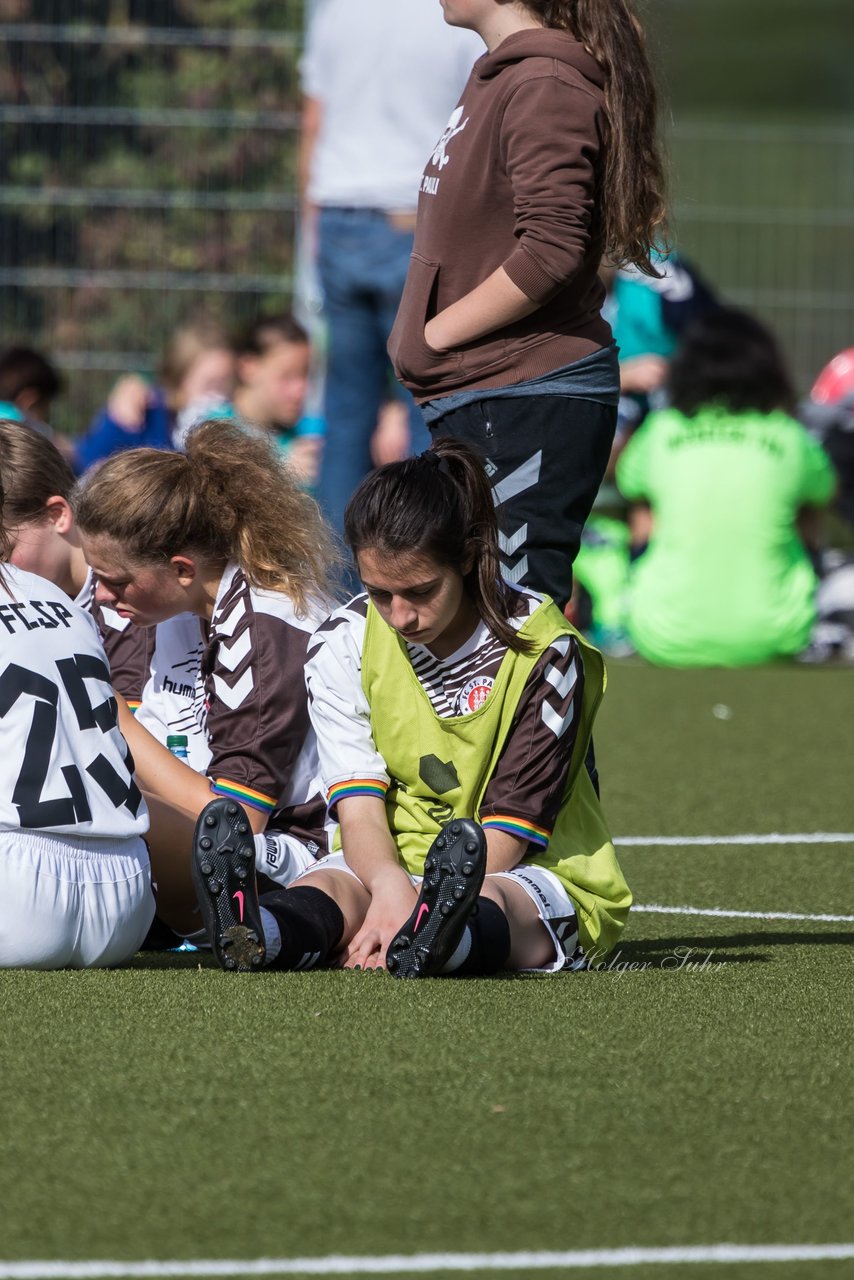 Bild 246 - B-Juniorinnen Wedel - St. Pauli : Ergebnis: 1:2